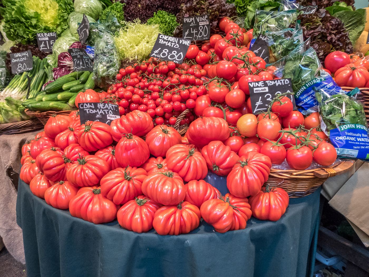 Fruit and Vegetable Stall, Borough Market, London SE1 - geograph.org.uk - 4725648.jpg